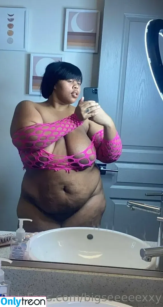 bigseeeeexxy голая photo #0149 (bigseeeeeexxy)