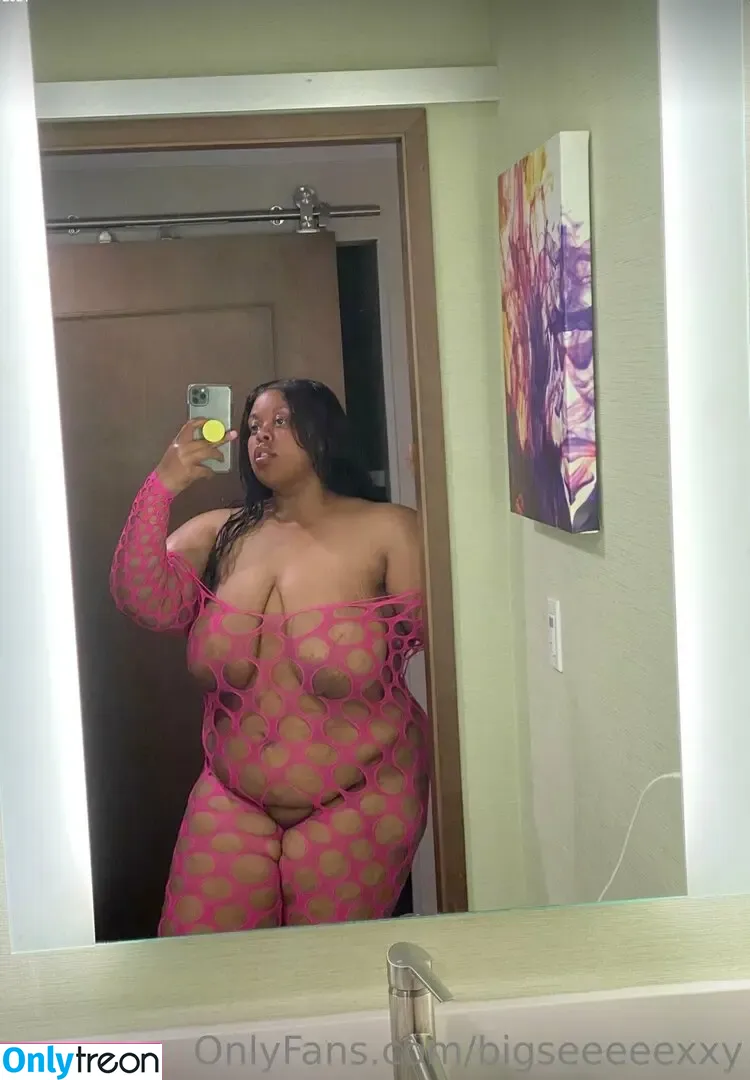 bigseeeeexxy nude photo #0161 (bigseeeeeexxy)