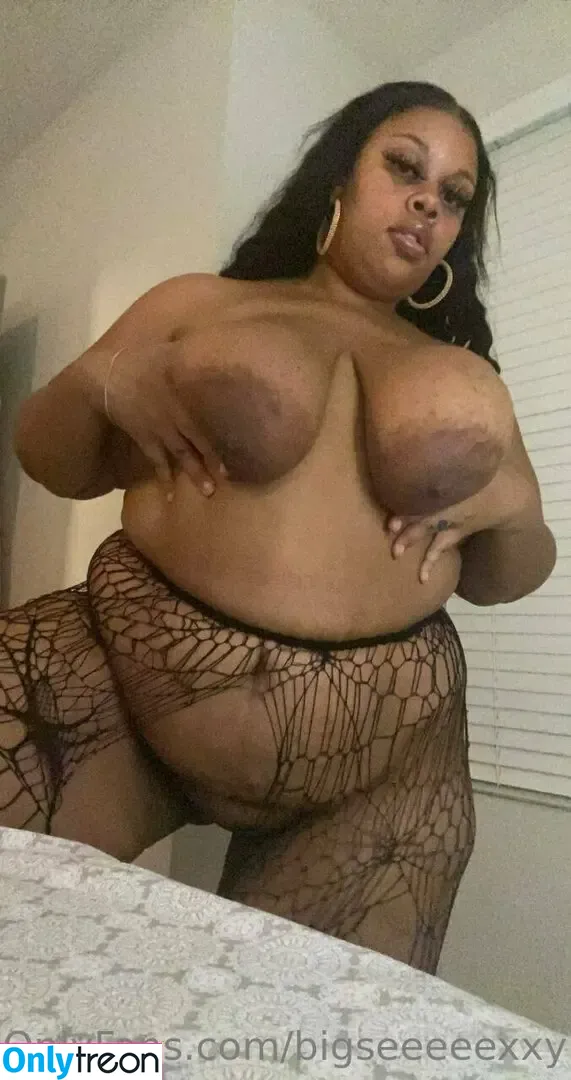 bigseeeeexxy голая photo #0181 (bigseeeeeexxy)