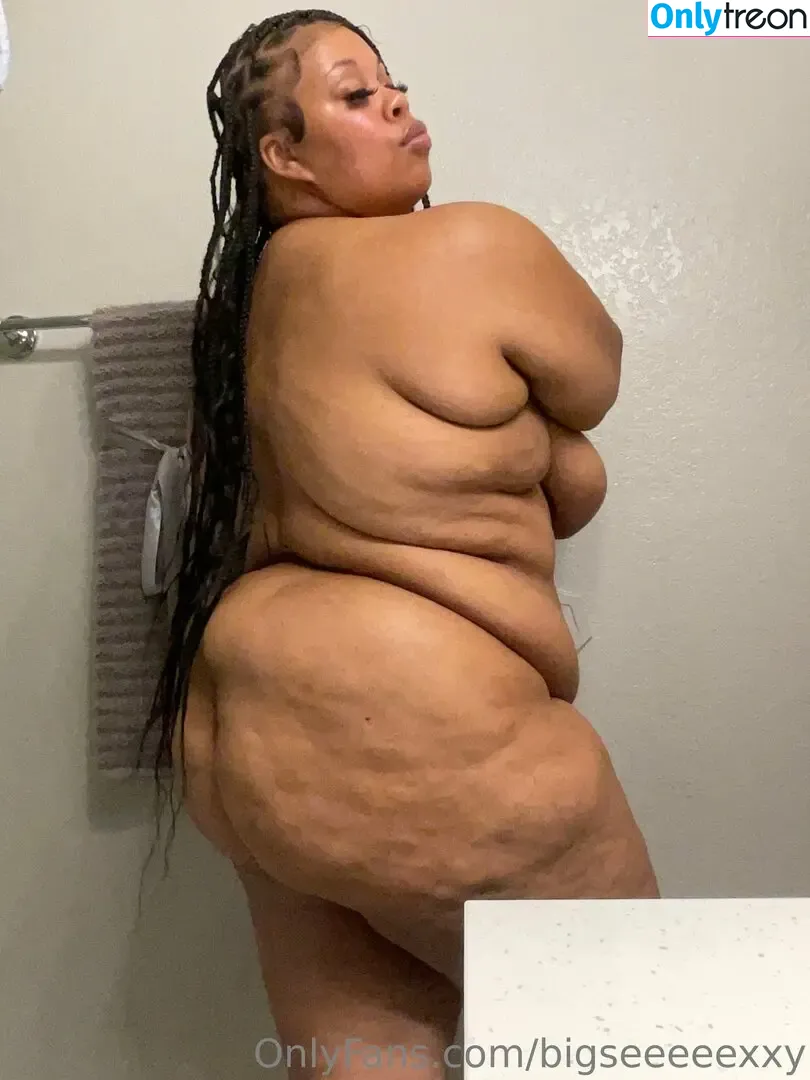 bigseeeeexxy голая photo #0190 (bigseeeeeexxy)