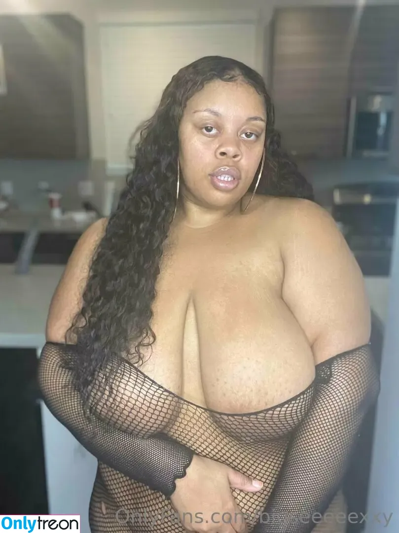 bigseeeeexxy голая photo #0193 (bigseeeeeexxy)