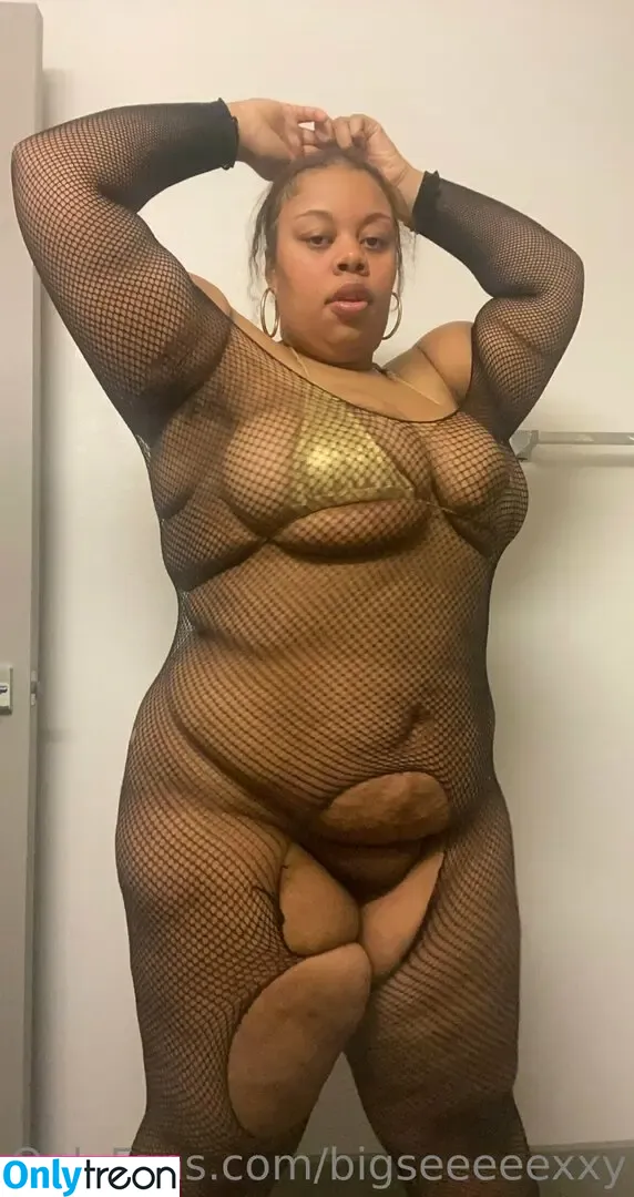 bigseeeeexxy голая photo #0235 (bigseeeeeexxy)