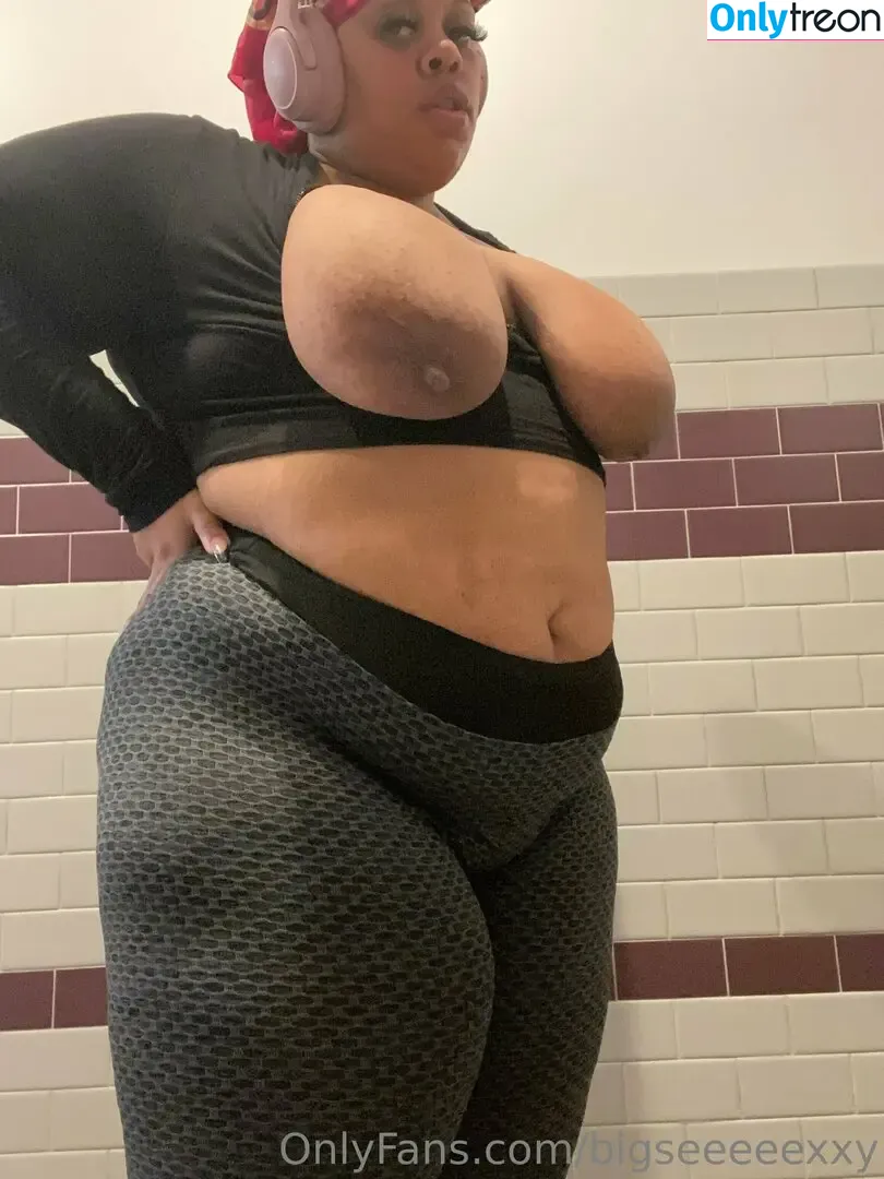 bigseeeeexxy голая photo #0406 (bigseeeeeexxy)