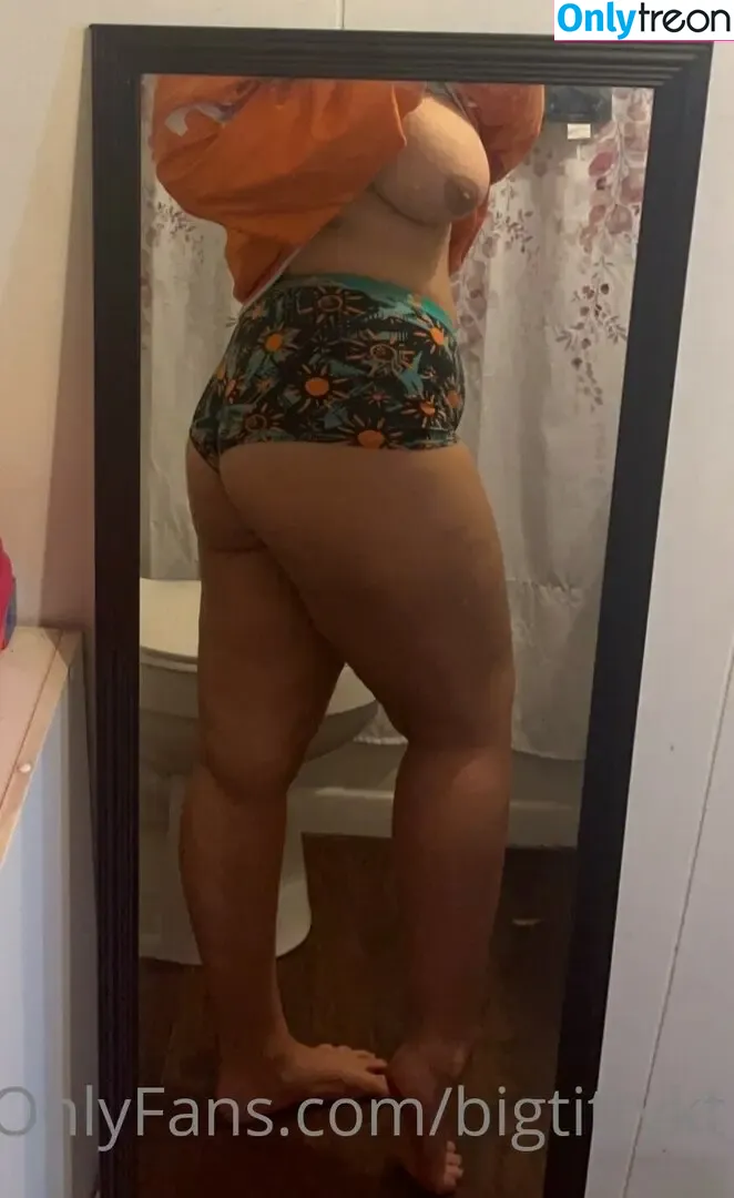 BigTittyKt nude photo #0001 (thereal.big.titty.kitty)