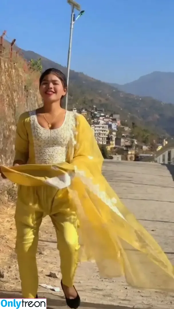 Bihar Stage nude photo #0010 (its_maya_magar__)