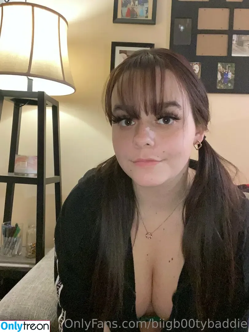biigb00tybaddie nude photo #0076 (bigblydie)