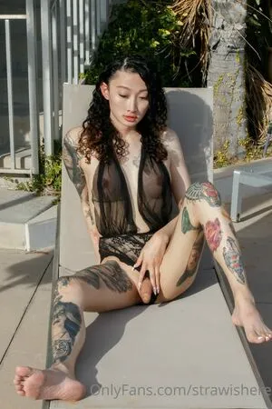 Billie Beaumont Strawisdead / thebilliebeaumont nude photo #0058