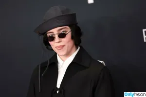 Billie Eilish / Fake / billeeilish / billieeilish фото голая #3777