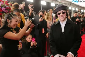 Billie Eilish / Fake / billeeilish / billieeilish фото голая #3783