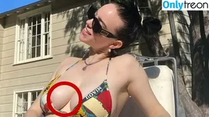 Billie Eilish / Fake / billeeilish / billieeilish фото голая #3871