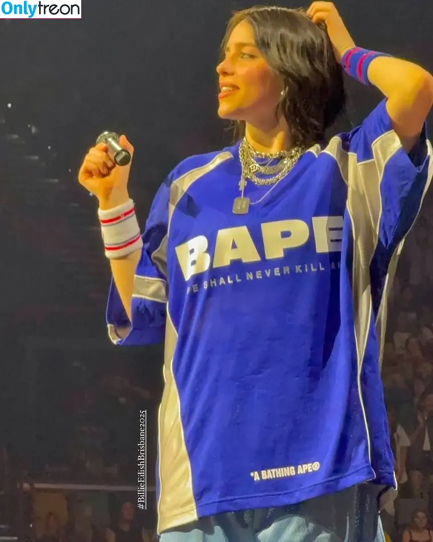 Billie Eilish nude photo #3838 (Fake / billeeilish / billieeilish)