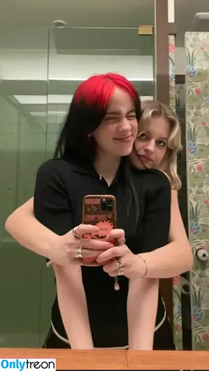 Billie Eilish / Fake / billeeilish / billieeilish фото голая #4227