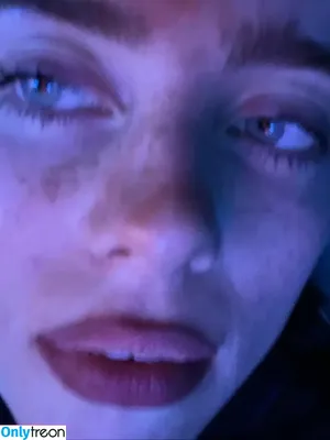 Billie Eilish / Fake / billeeilish / billieeilish фото голая #4255