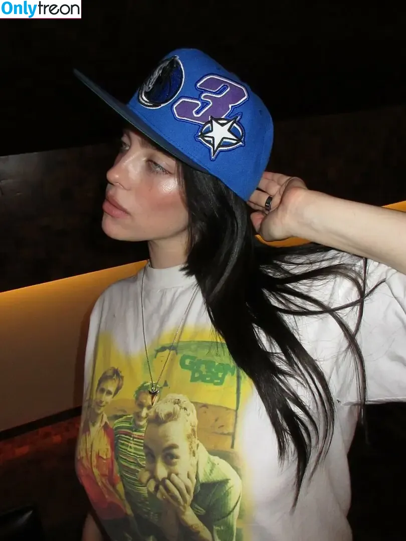 Billie Eilish nude photo #4294 (Fake / billeeilish / billieeilish)