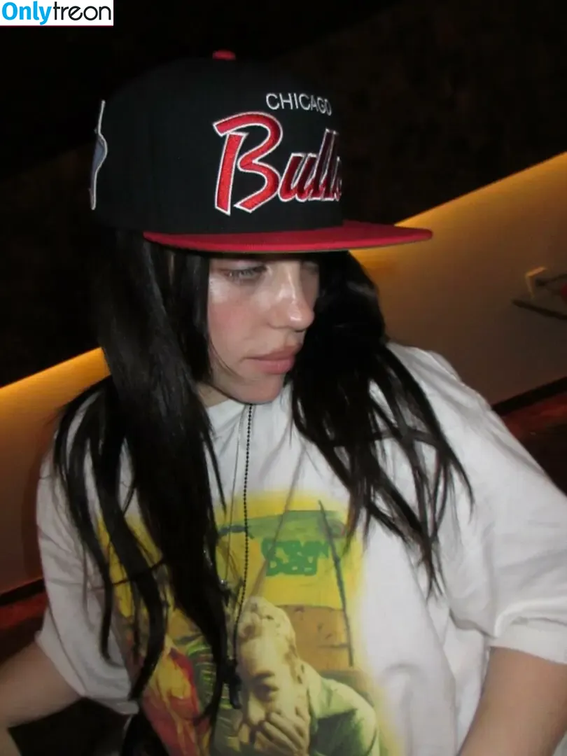 Billie Eilish nude photo #4301 (Fake / billeeilish / billieeilish)