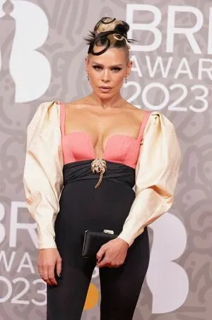 Billie Piper / billiepiper nude photo #0028