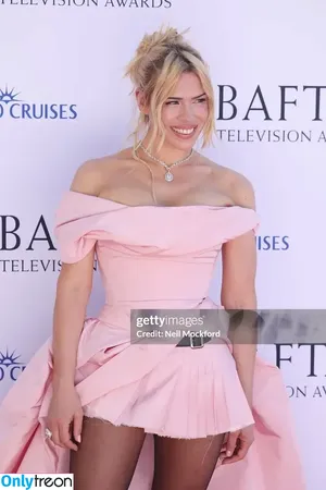 Billie Piper / billiepiper фото голая #0447