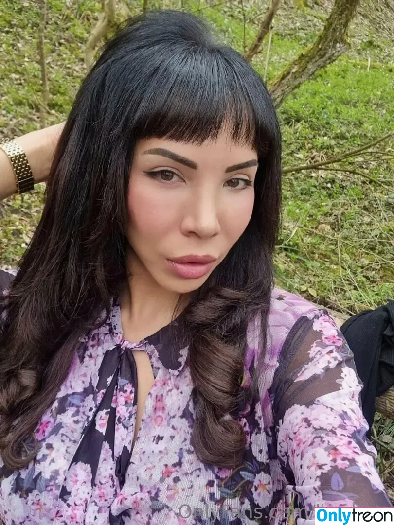 bimbats nude photo #0011 (bimbaters)