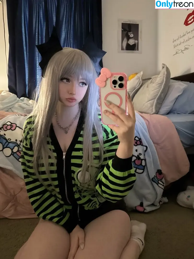 bimbogrlfriend nude photo #0008 (julie / juliekkuma_ / thankyousnext)