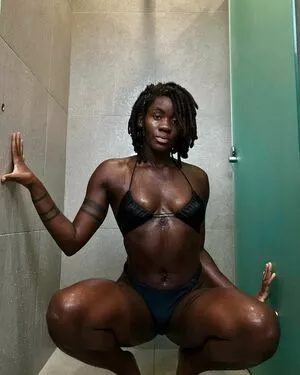 BinaNjikam nude photo #0002