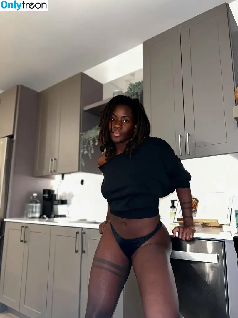 BinaNjikam nude photo #0042 (BinaNjikam)