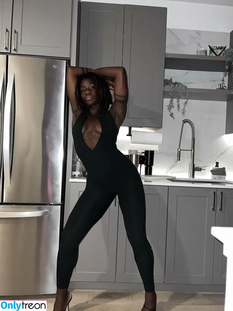 BinaNjikam nude photo #0053 (BinaNjikam)