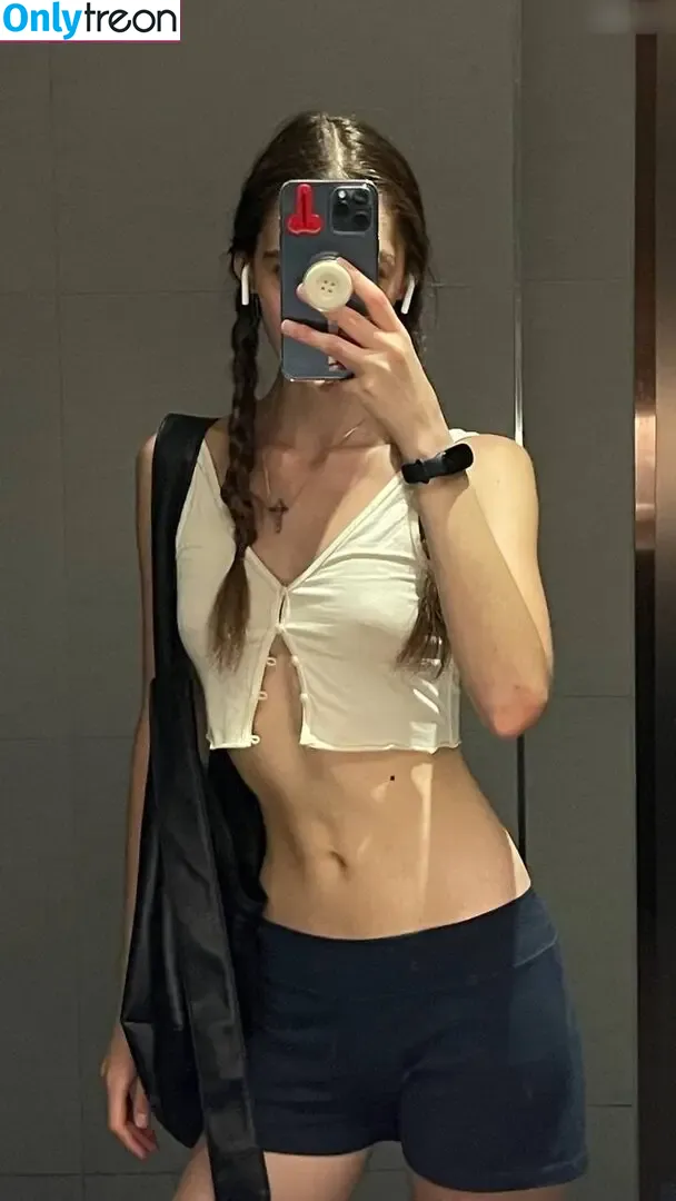Birkaiss nude photo #0014 (Birkaiss)