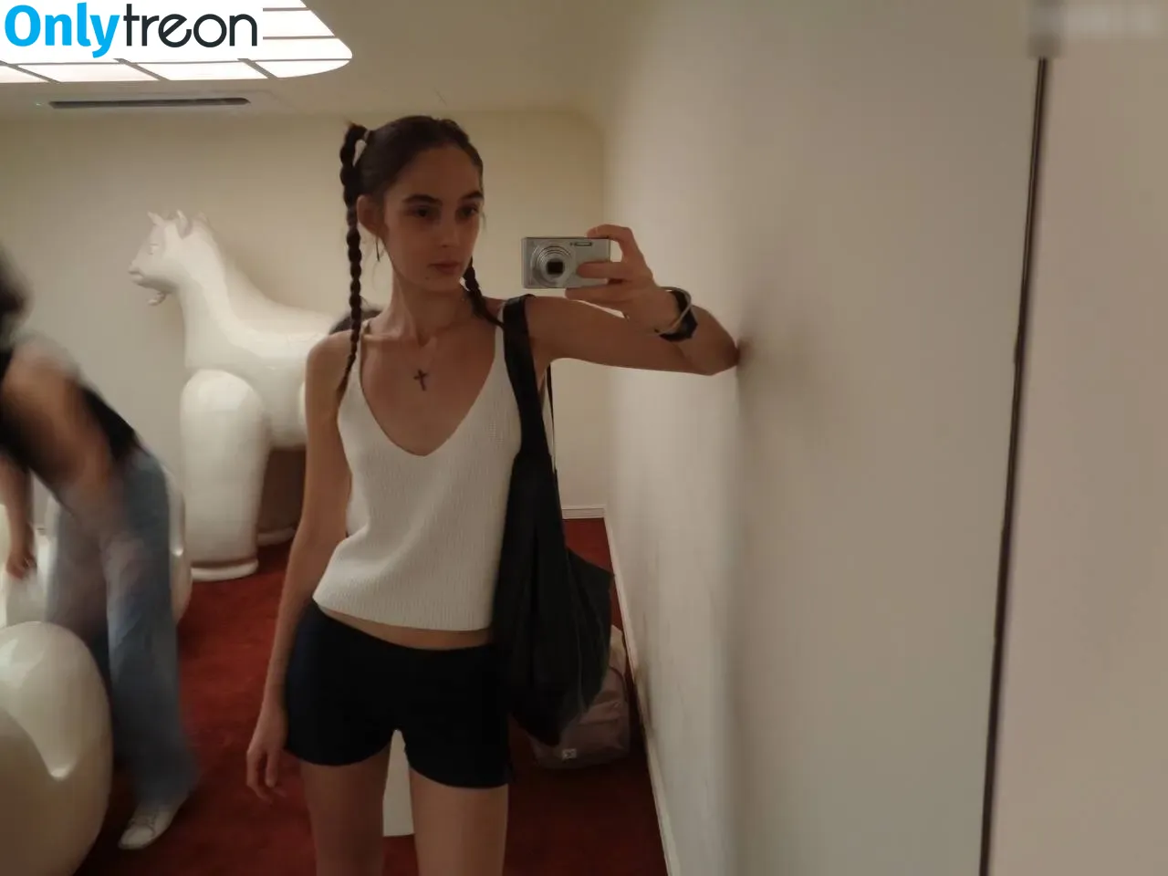 Birkaiss nude photo #0037 (Birkaiss)