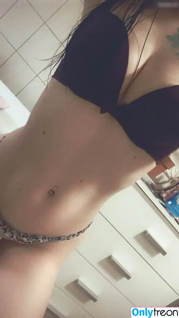 Bitchazepam nude photo #0008 (Bitchazepam)