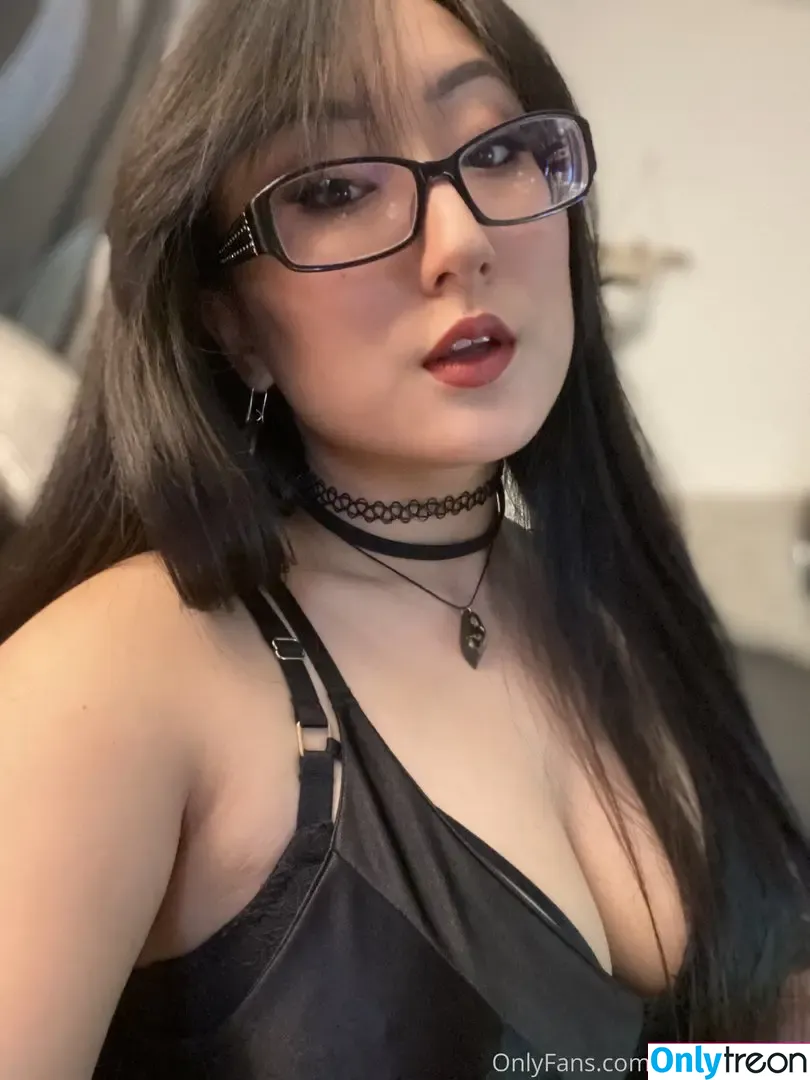 Bitesizedmeg голая photo #0322 (BiteSized_Meg)
