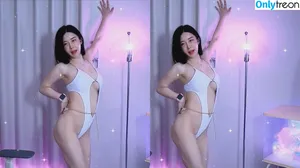BJ 유닝 K1loemn07k / ra_yuni_ / 라유닝 rayun2202 / 라윤 ra_yuni__ фото голая #0002