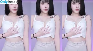  nude photo #0001