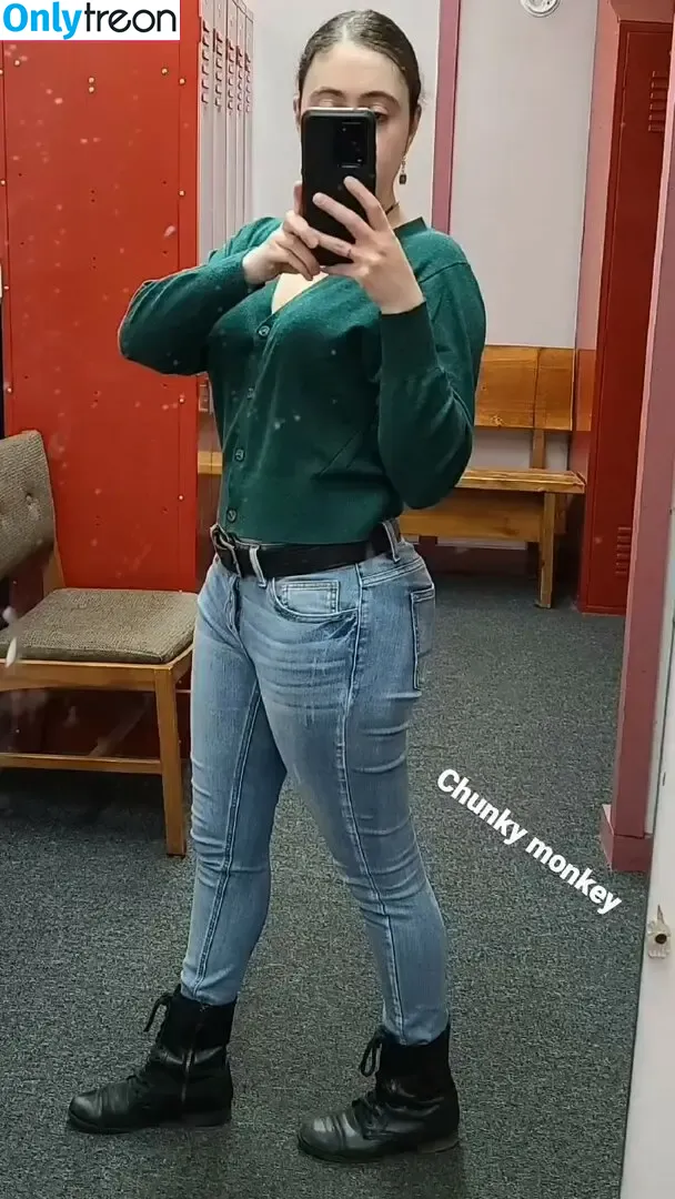 Blabs nude photo #0005 (blabberingcollector / blakeblossomfree)