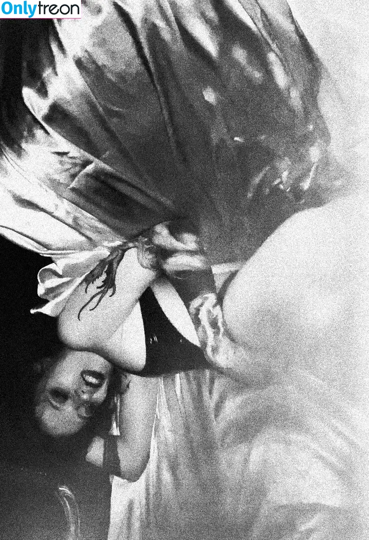 blackart.victoria nude photo #0056 (Victoria Iva / victoriablackhart)