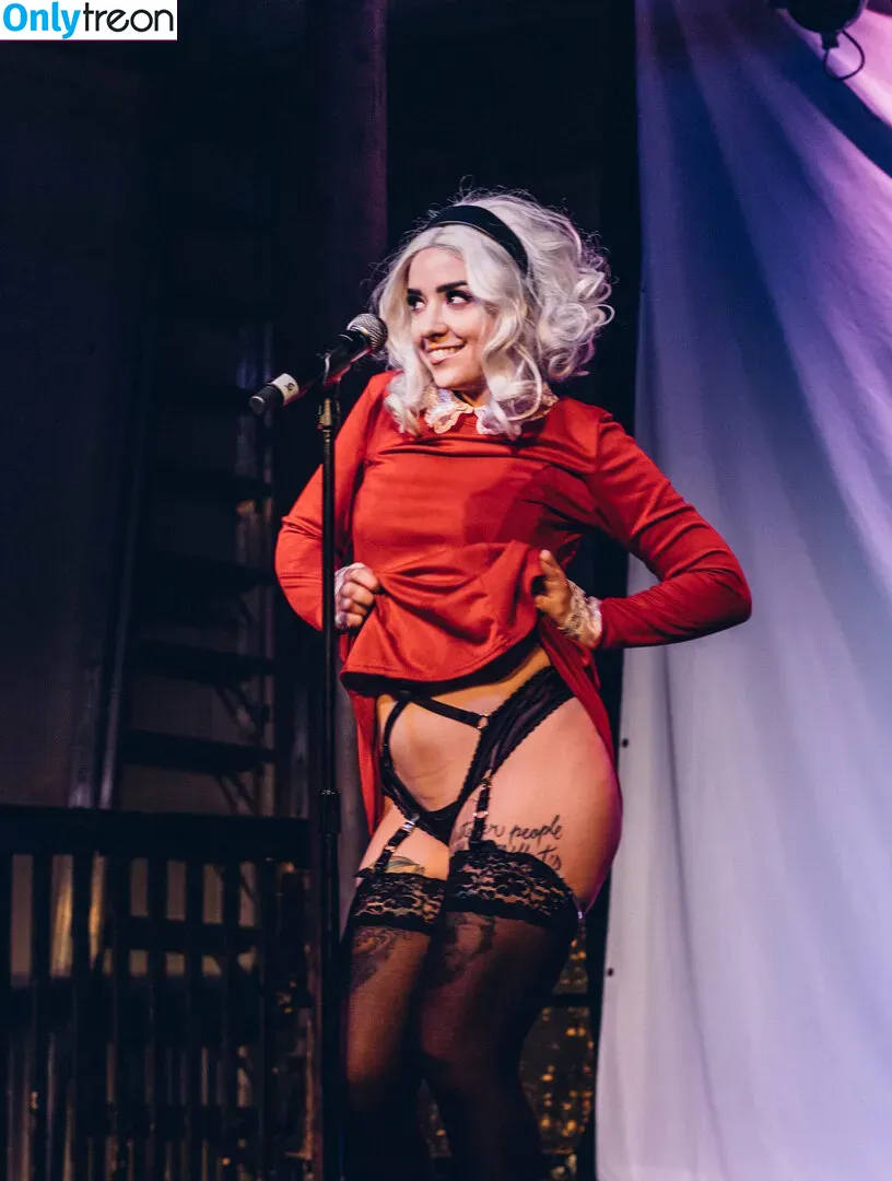 blackheartburlesque nude photo #0001 (sgblackheartburlesque)