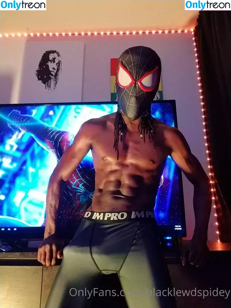 blacklewdspidey nude photo #0051 (blacklewdspidey)
