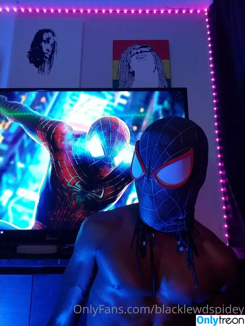 blacklewdspidey nude photo #0079 (blacklewdspidey)