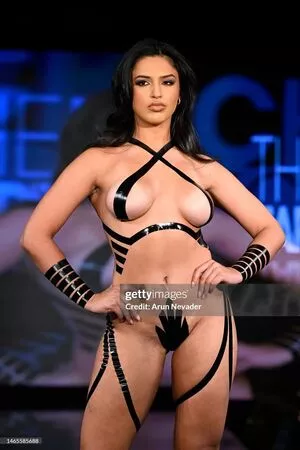 BlackTapeProject / girlsofblacktape фото голая #0213
