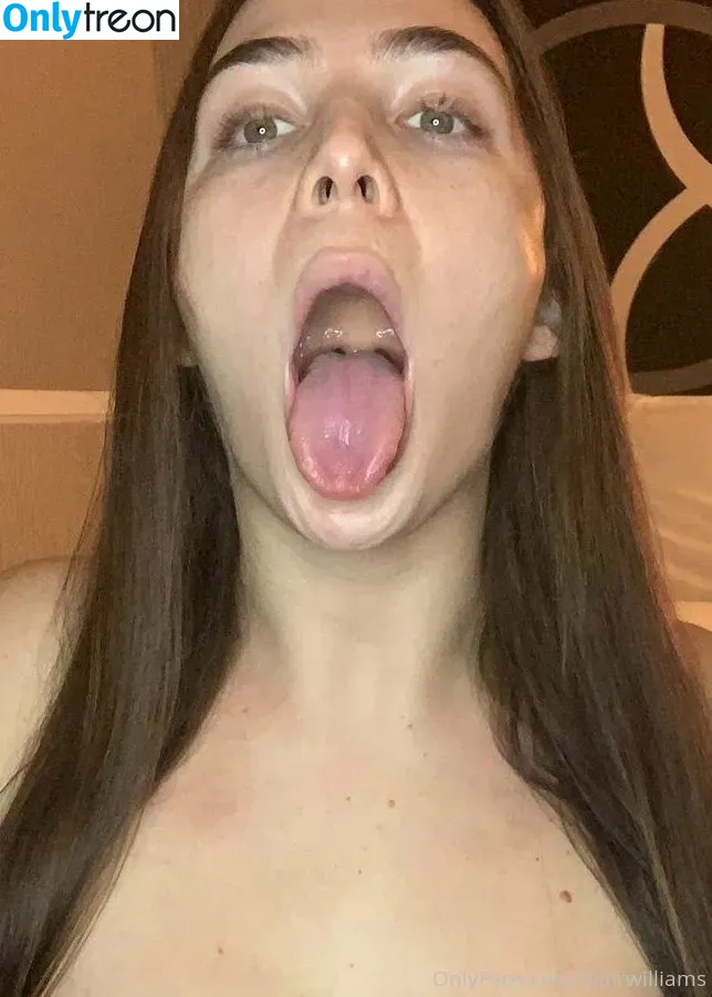 Blair Williams nude photo #0210 (blairwilliams / godblessblair)