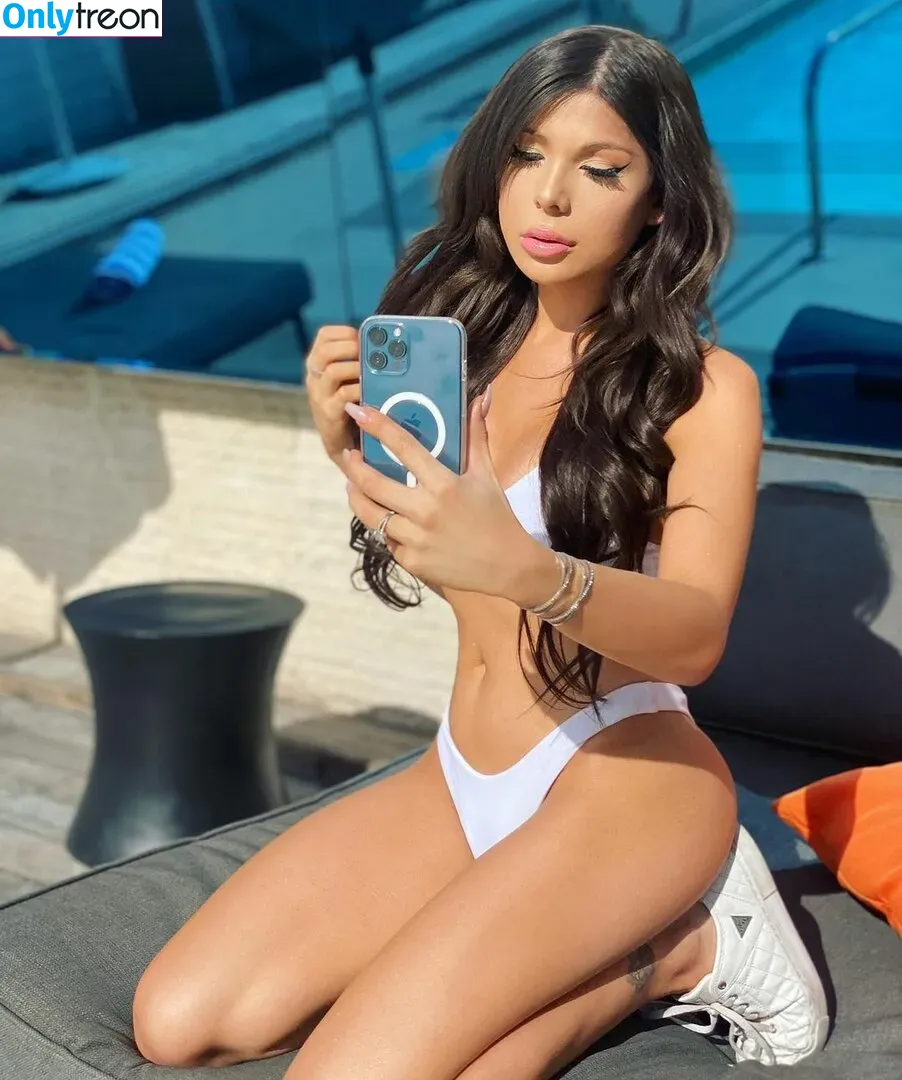 Blaire White nude photo #0003 (gabbilek / msblairewhite)