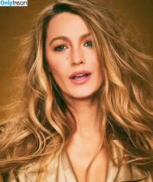 Blake Lively / blakelively nude photo #0758