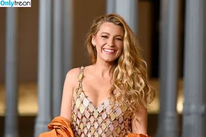 Blake Lively / blakelively nude photo #0963
