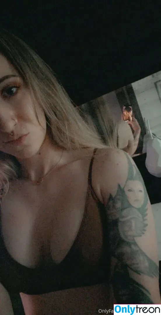 blamevalerie голая photo #0057 (blamevalerie)