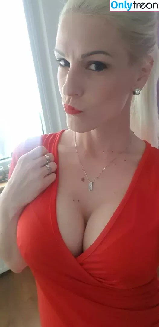 Blanche Bradburry nude photo #0033 (blanche_bradburry12 / blanchebradburr)