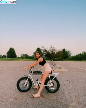 Blangelaaa nude photo #0006
