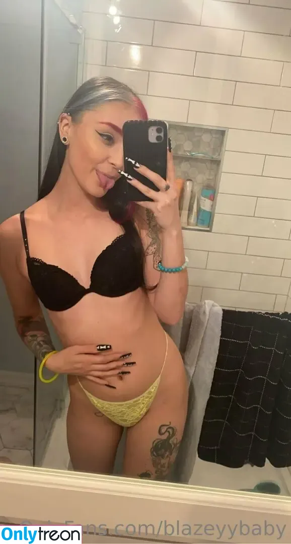 blazeyxoxo nude photo #0027 (blazeyxoxo)