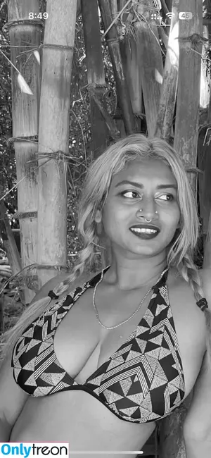 Blessy Silvaster / blessysilvaster nude photo #0024