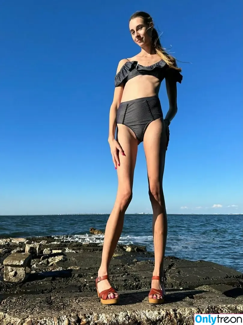 blissfulellie голая photo #0852 (blissfulellie)