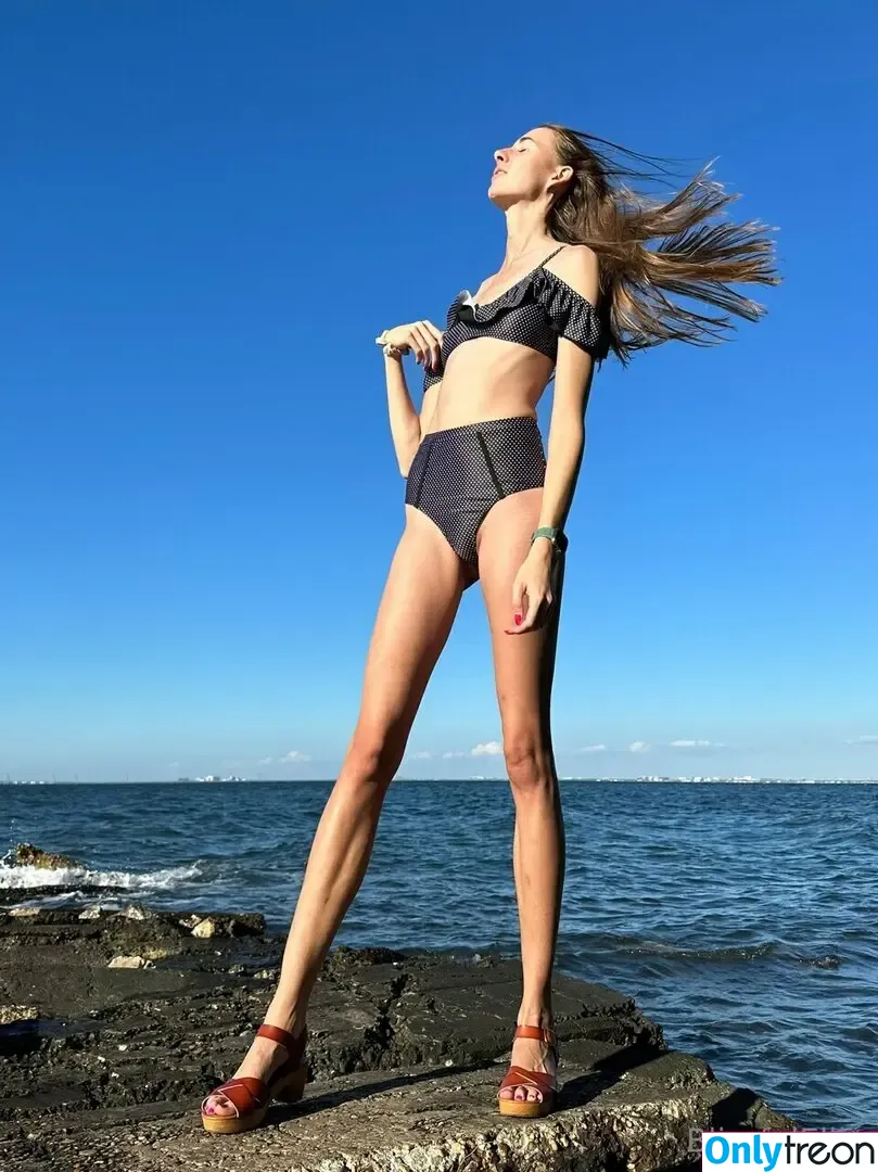 blissfulellie голая photo #0859 (blissfulellie)