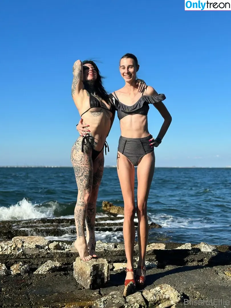 blissfulellie голая photo #0918 (blissfulellie)